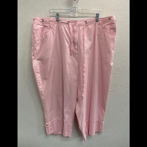 Maggie Barnes Capris